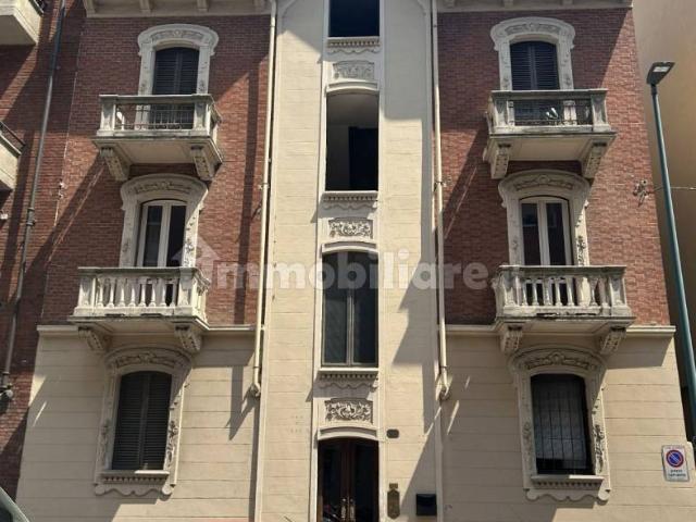 Stanza singola via Roccaforte 23, Torino