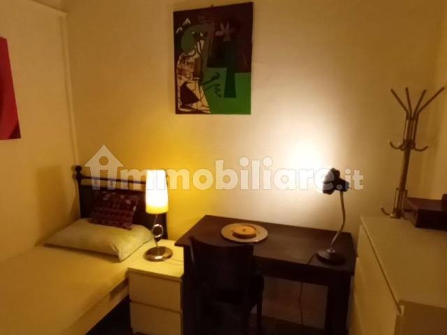 Stanza singola via Ripagrande 105, Ferrara