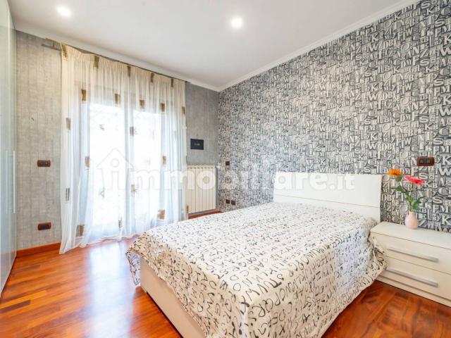 Stanza singola via Tolmezzo, Roma