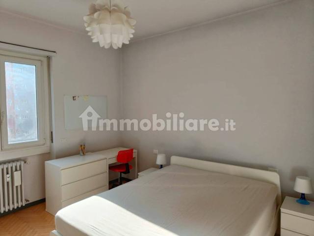 Stanza singola via Tito Livio 22, Milano
