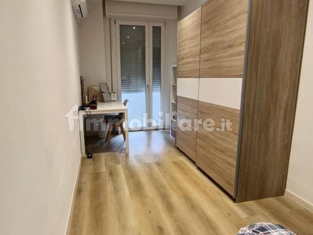 Stanza singola via Tirana 25, Padova