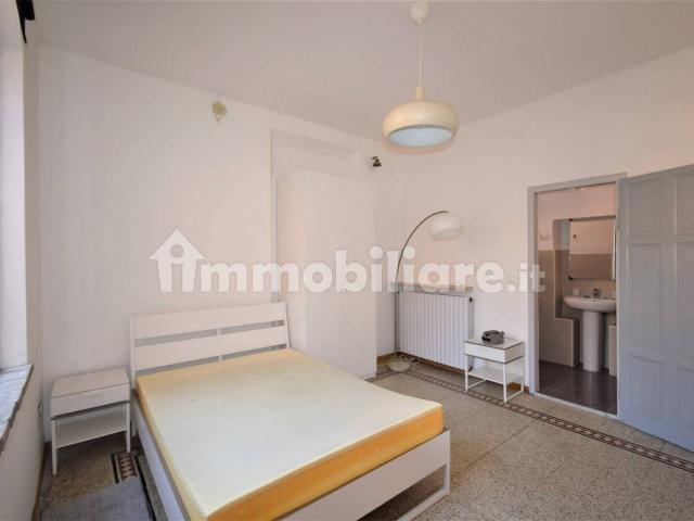 Stanza singola via Trento, Parma