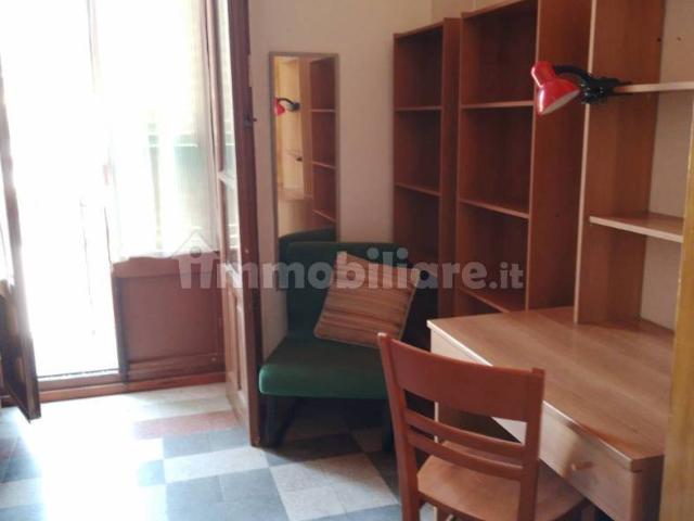 Stanza singola via Trieste 12, Messina