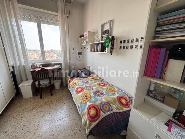Stanza singola via Umberto Olevano 54, Pavia