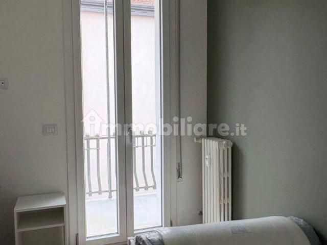 Stanza singola via Ugo Foscolo 27, Ferrara