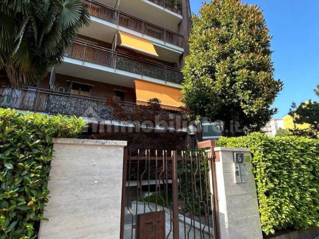 Stanza singola via Val Leventina 6, Milano