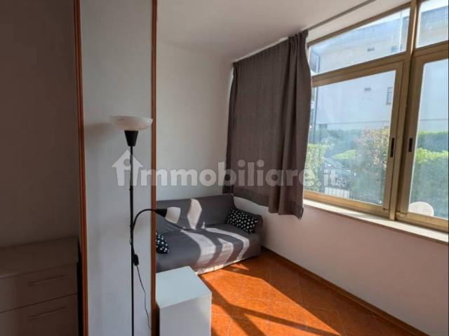 Stanza singola via Viti 32, Rieti