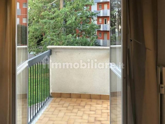 Stanza singola viale Ungheria, Torre del Greco
