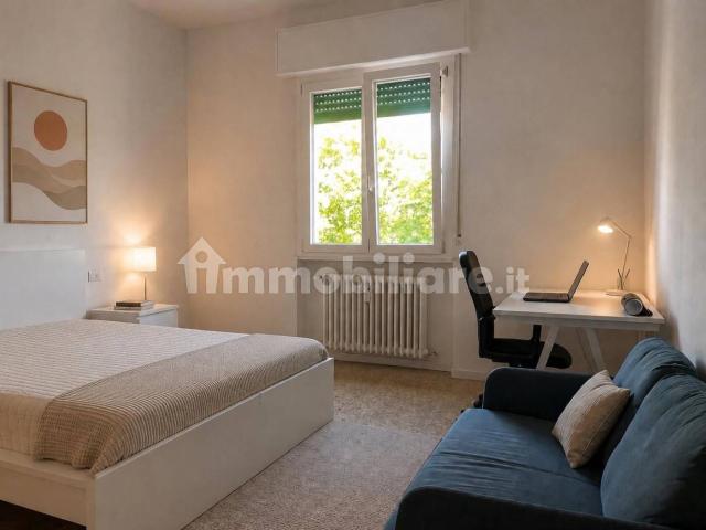 Stanza singola viale Alberto Pasini 22, Parma