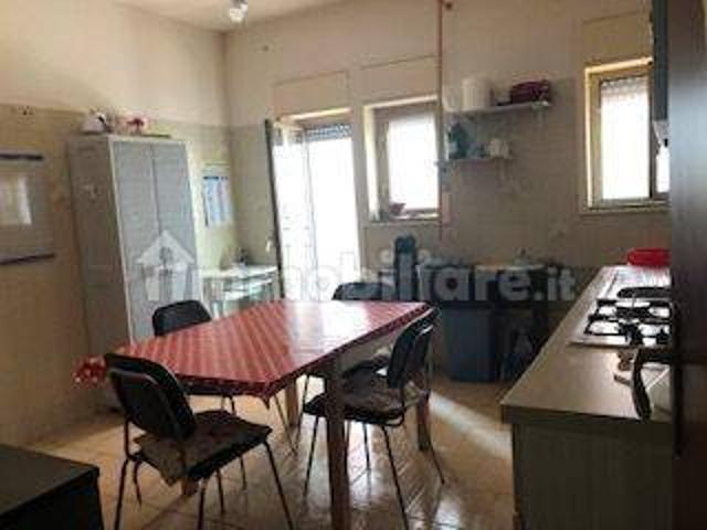 Stanza singola viale Annunziata, Messina