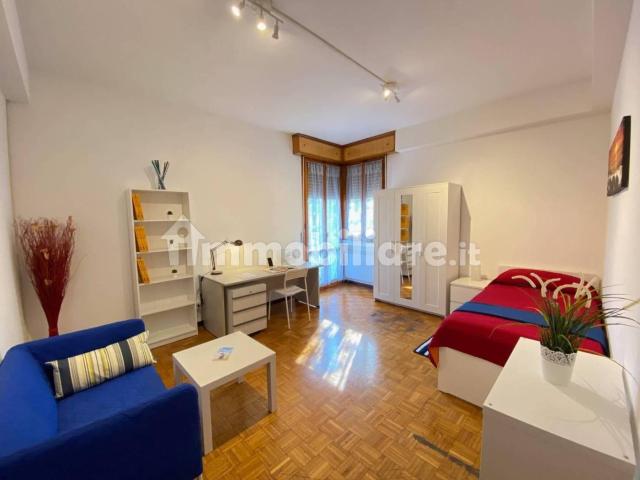 Stanza singola viale Buon Pastore 56, Modena