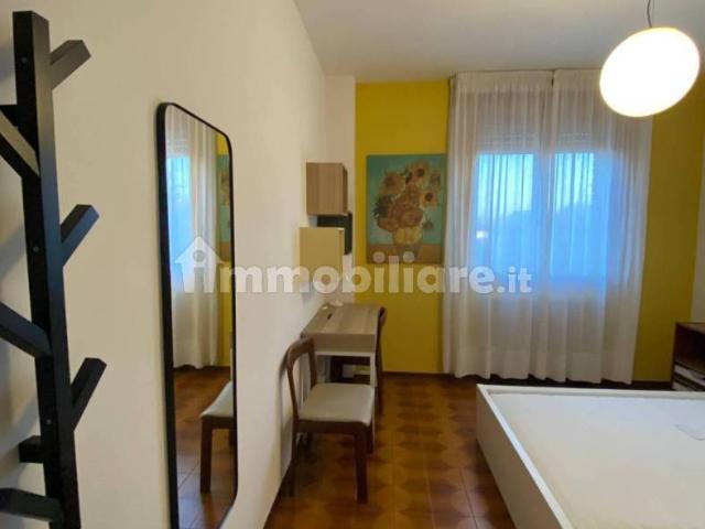 Stanza singola viale Caduti sul Lavoro 161, Modena