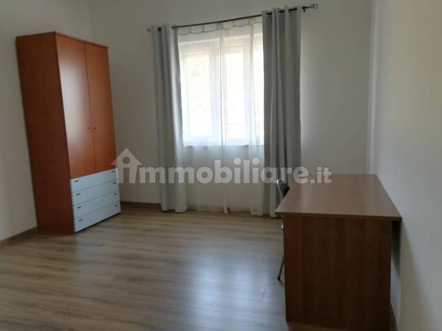 Stanza singola viale Cavalleggeri d'Aosta 119, Napoli
