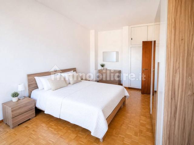 Stanza singola viale Cesare Battisti, Ferrara
