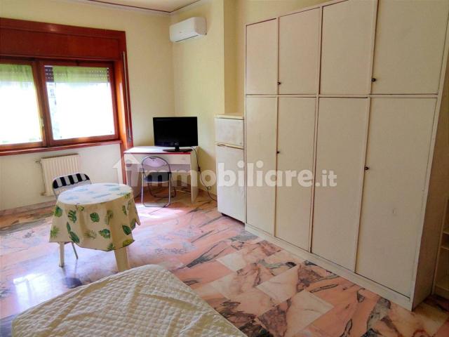 Stanza singola viale Cesare Gabriele 46, Cosenza