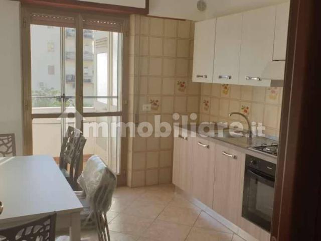 Stanza singola viale Crotone, Catanzaro