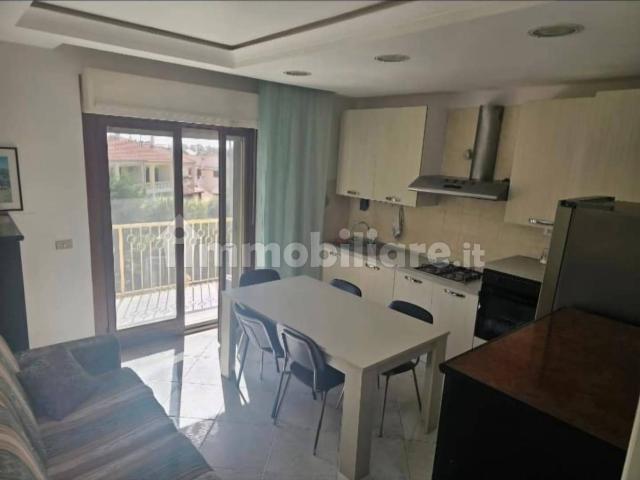 Stanza singola viale Crotone, Catanzaro