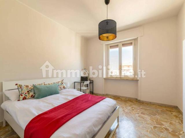 Stanza singola viale dei Mille, Firenze