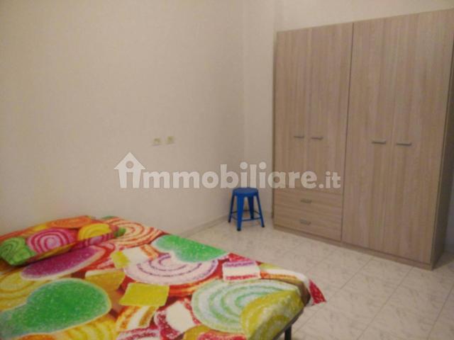 Stanza singola viale dei Patrioti, Piacenza