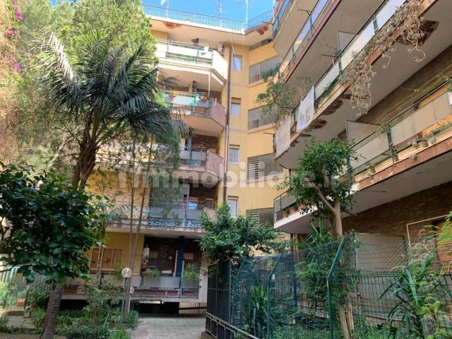 Stanza singola viale dei Tigli 10, Messina