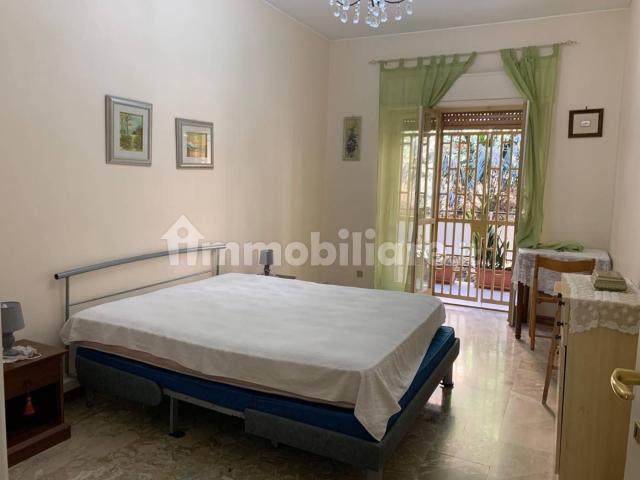 Stanza singola viale dei Tigli 10, Messina