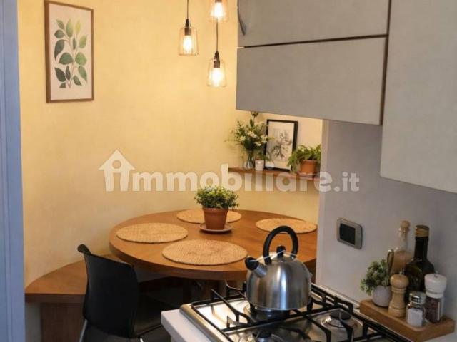 Stanza singola viale dell'Innovazione 24, Milano
