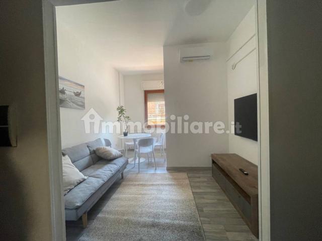 Stanza singola viale Emilio Maraini 83, Rieti