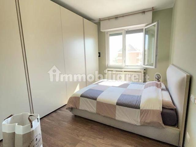Stanza singola viale Famagosta 10, Milano