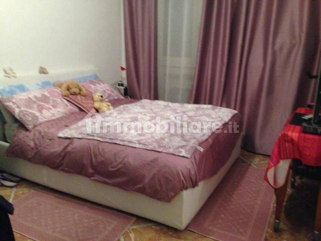 Stanza singola viale Famagosta 42, Milano