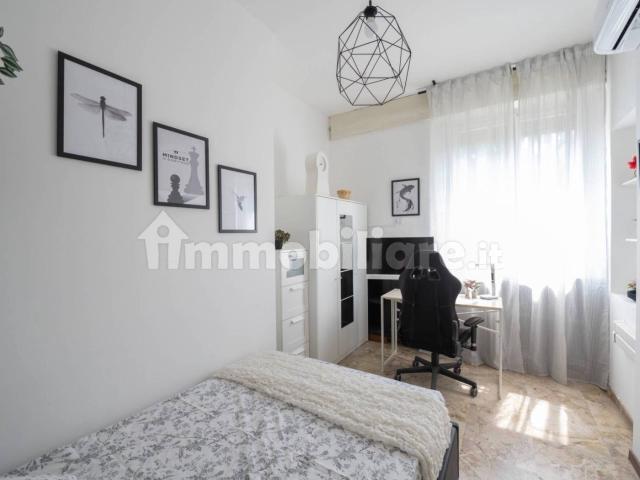 Stanza singola viale Francesco Restelli 9, Milano