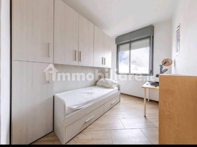 Stanza singola viale Giovanni Suzzani 241, Milano