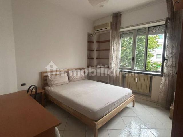 Stanza singola viale Misurata 40, Milano
