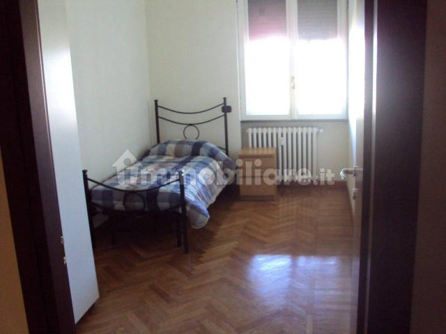 Stanza singola viale Murillo 33, Milano