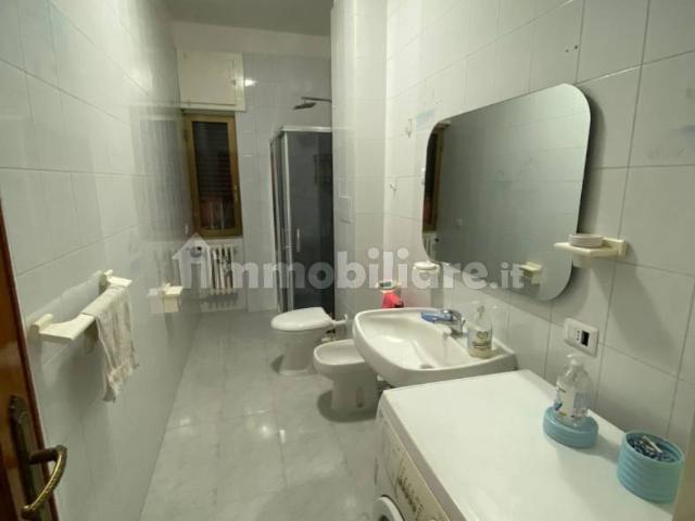 Stanza singola viale Ofanto 333N, Foggia