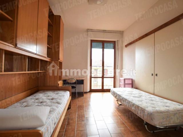 Stanza singola viale Piave 60, Macerata