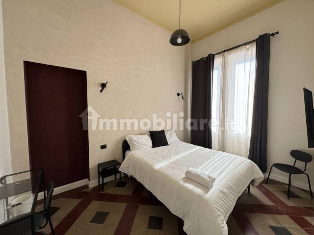 Stanza singola viale Regina Margherita 6, Messina