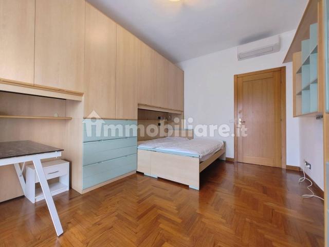 Stanza singola viale Sarca 91, Milano