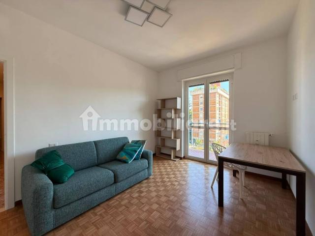 Stanza singola viale Sarca 91, Milano