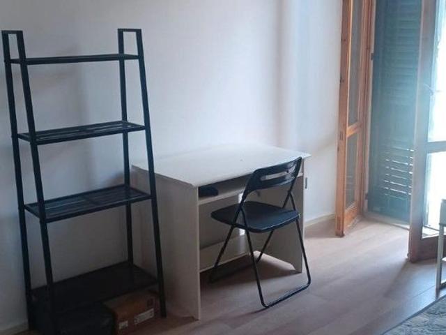 STANZA SINGOLA vicino Fortezza Del Basso a 470 eu