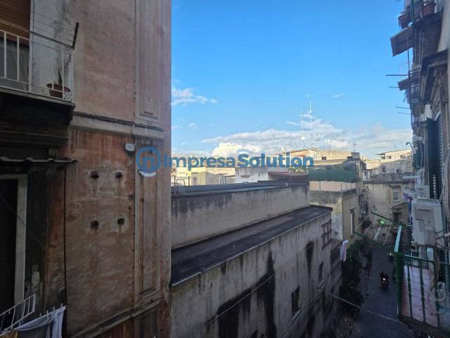 Stanza singola Vico Lammatari, Napoli