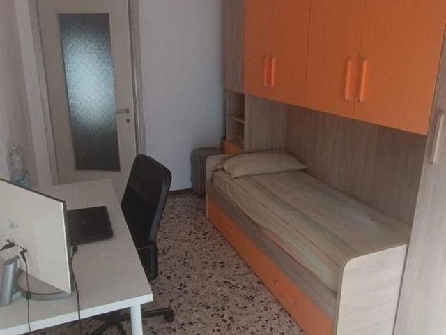 Stanza singola zona Milano Nord