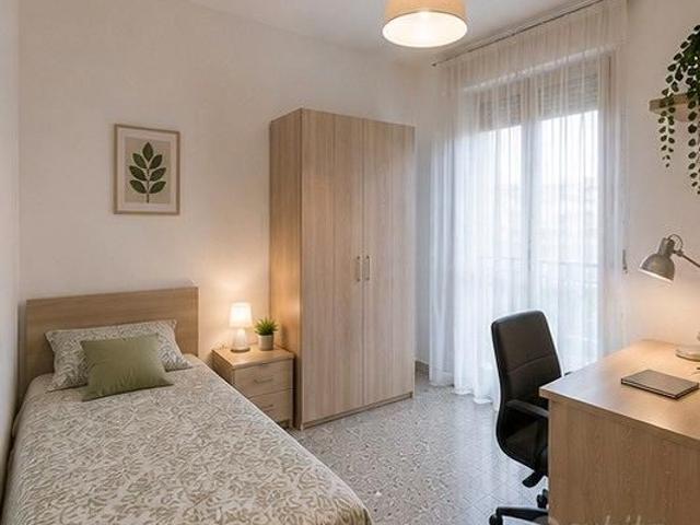 Stanza singola zona borgo panigale