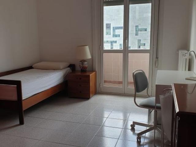 Stanza singola a Milano zona Romolo
