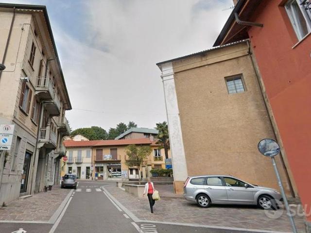 Stanza singola ad Appiano Gentile bagno privato