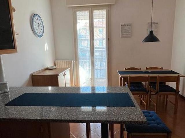 Stanza singola arredata in pieno centro