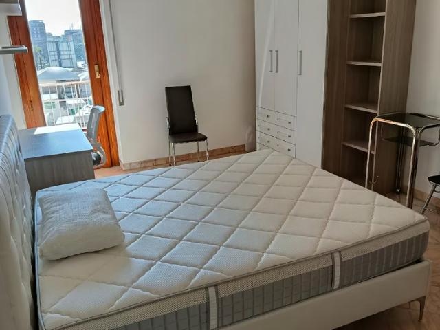 Stanza singola Catania, zona Giuffrida