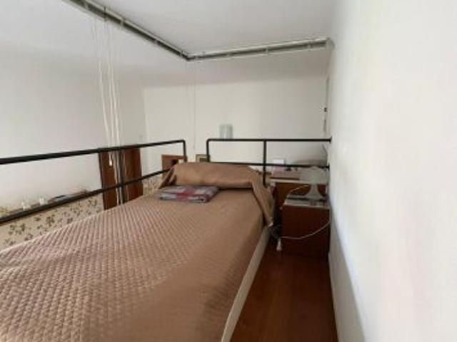 Stanza singola con balcone 300eu Bicocca M5