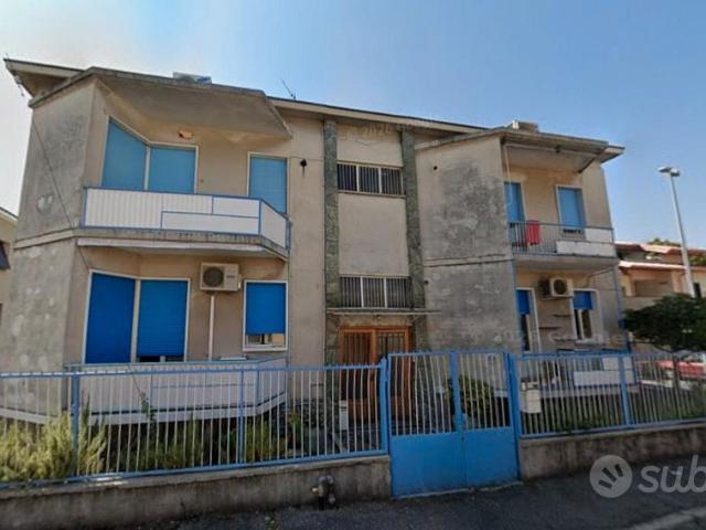 Stanza singola con balcone