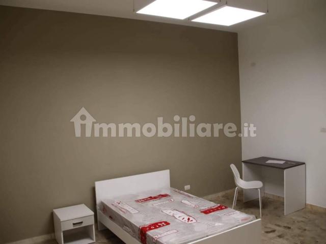 Stanza singola corso Benedetto Cairoli 25, Foggia