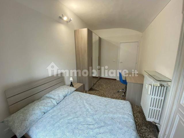Stanza singola corso Re Umberto, Torino